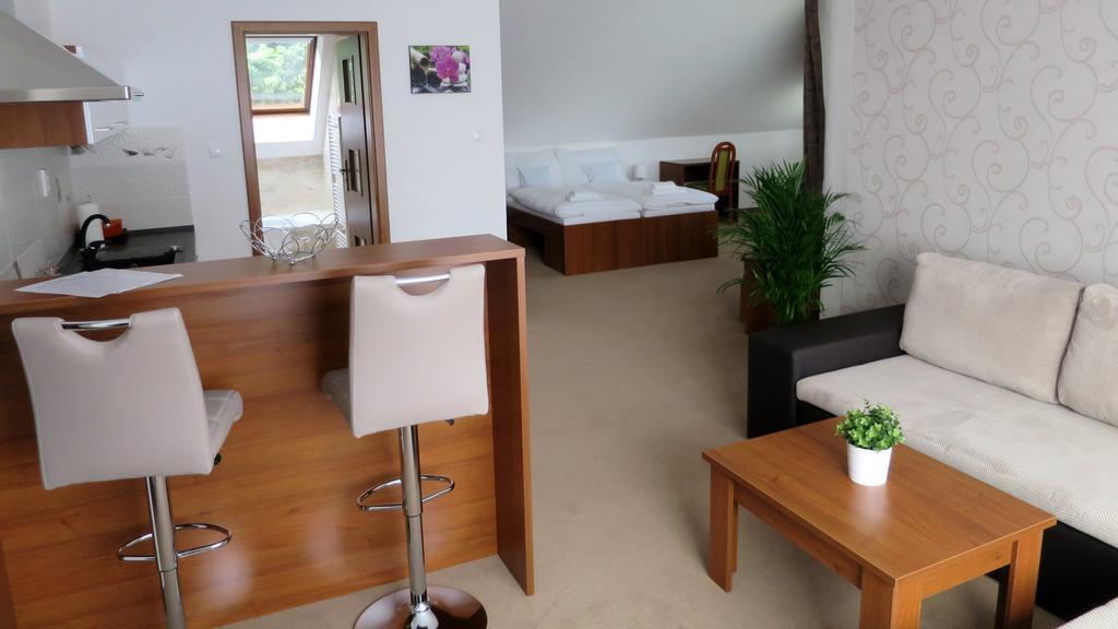 Penzion Lapas U Hoffera Nitra Chambre photo