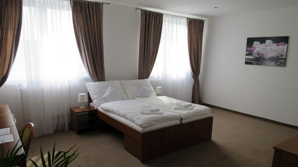 Penzion Lapas U Hoffera Nitra Chambre photo