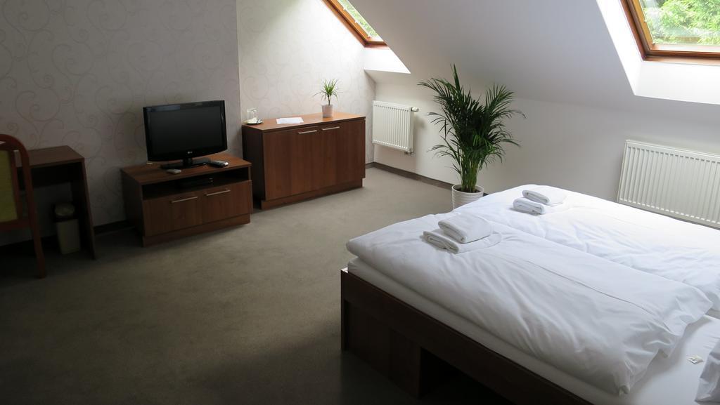 Penzion Lapas U Hoffera Nitra Chambre photo